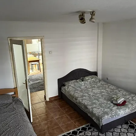 Apartment Apartman Ana *