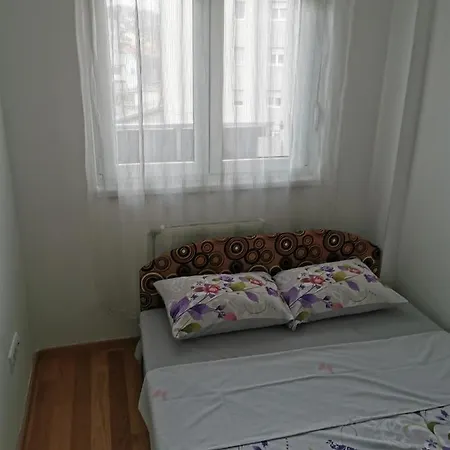 Apartman Ana Apartament *